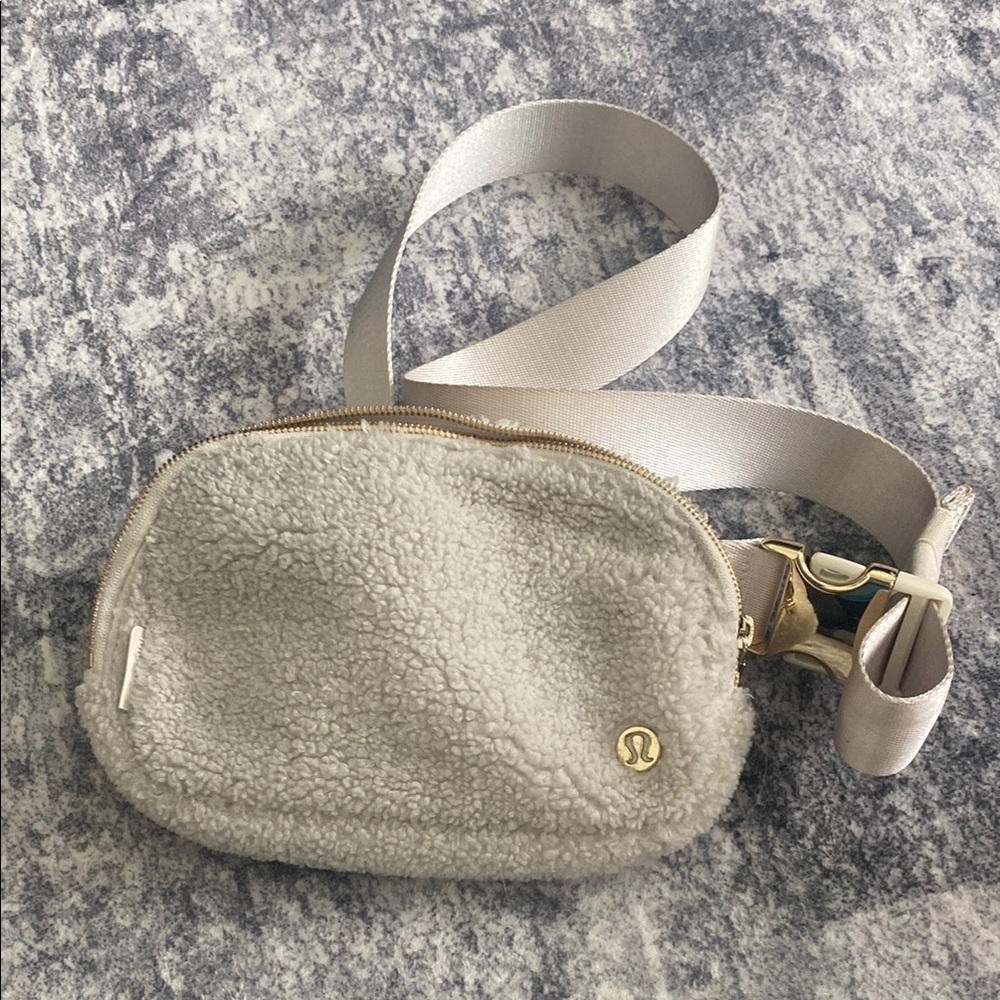 lululemon athletica White Sherpa Crossbody Bag